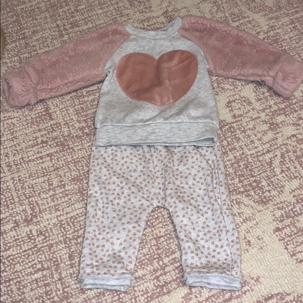 Heart outfit